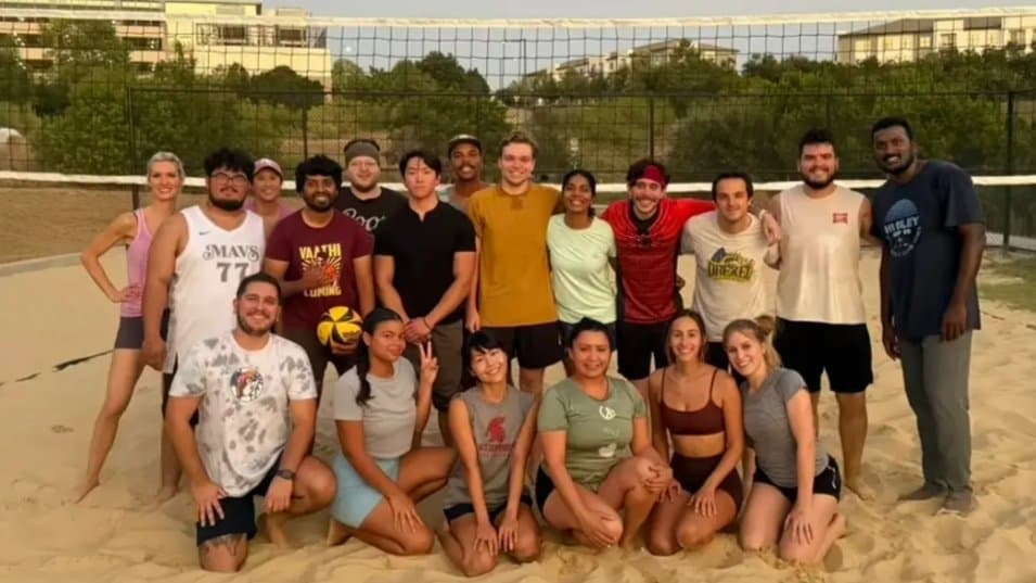 RSVP through Sweatpals: Sunset Open Play Wednesdays
